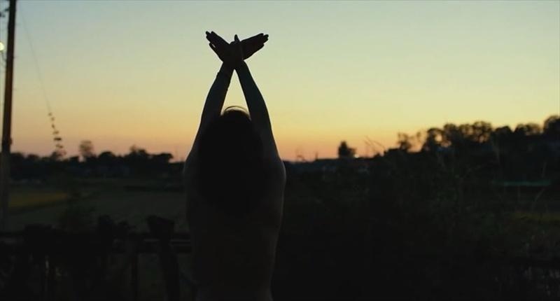 Lee Chang-dong's Burning 2018: Hae-mi's twilight dance symbolizing the metaphysics of absence and the Great Hunger.